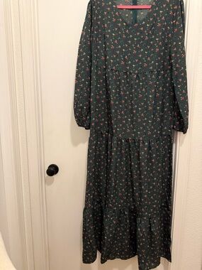 Long Sleeve Green Floral Maxi Dress